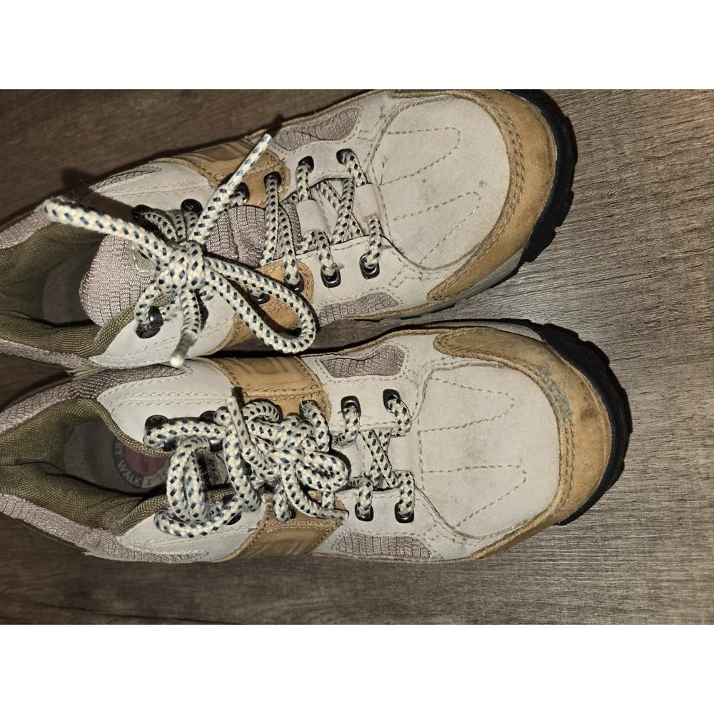 New Balance Country Walk 748
